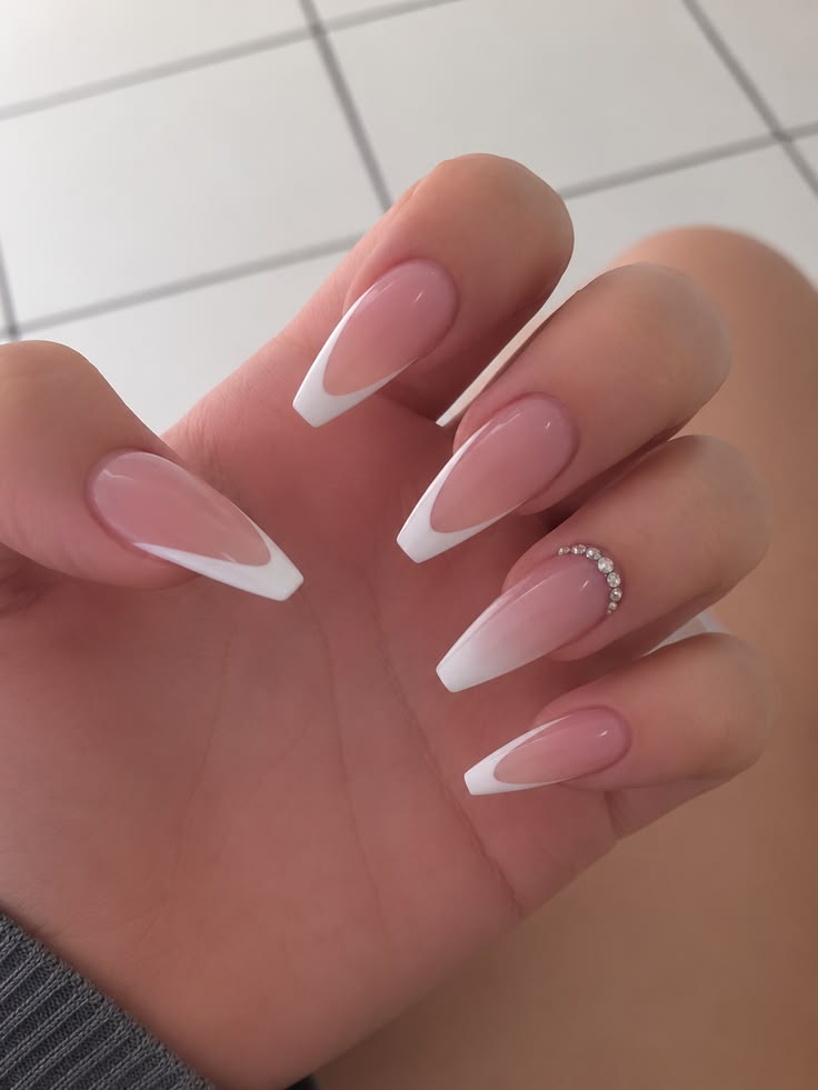 Kay Beauty Salon nail service 7